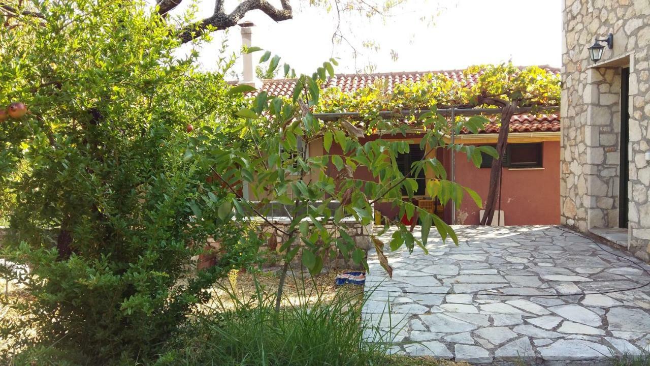 Willa The Stone House-Zacharatos Nikolaos Pouláta Zewnętrze zdjęcie