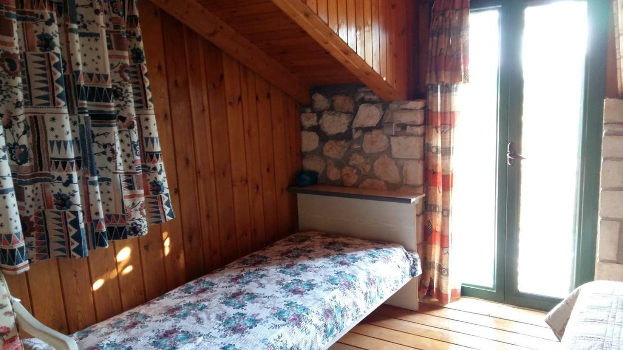 Willa The Stone House-Zacharatos Nikolaos Pouláta Zewnętrze zdjęcie