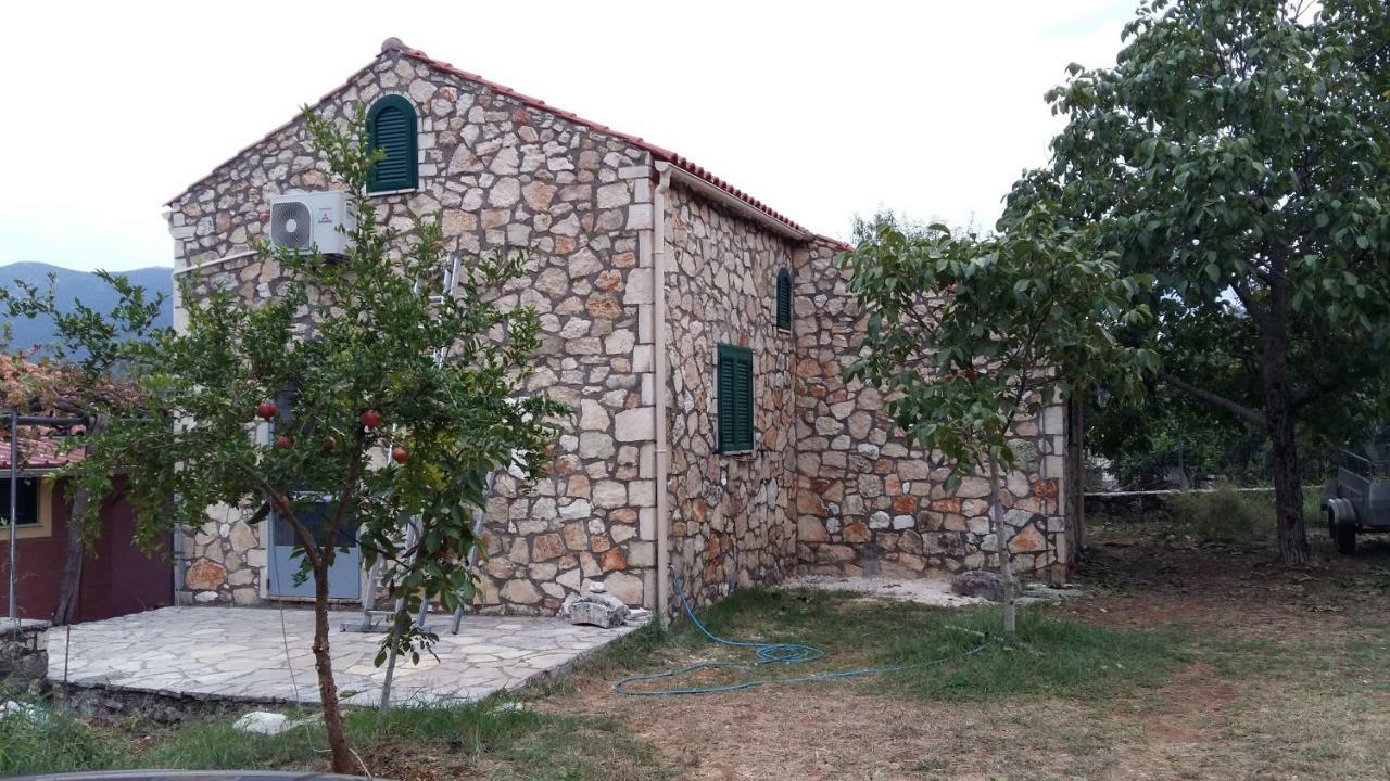 Willa The Stone House-Zacharatos Nikolaos Pouláta Zewnętrze zdjęcie